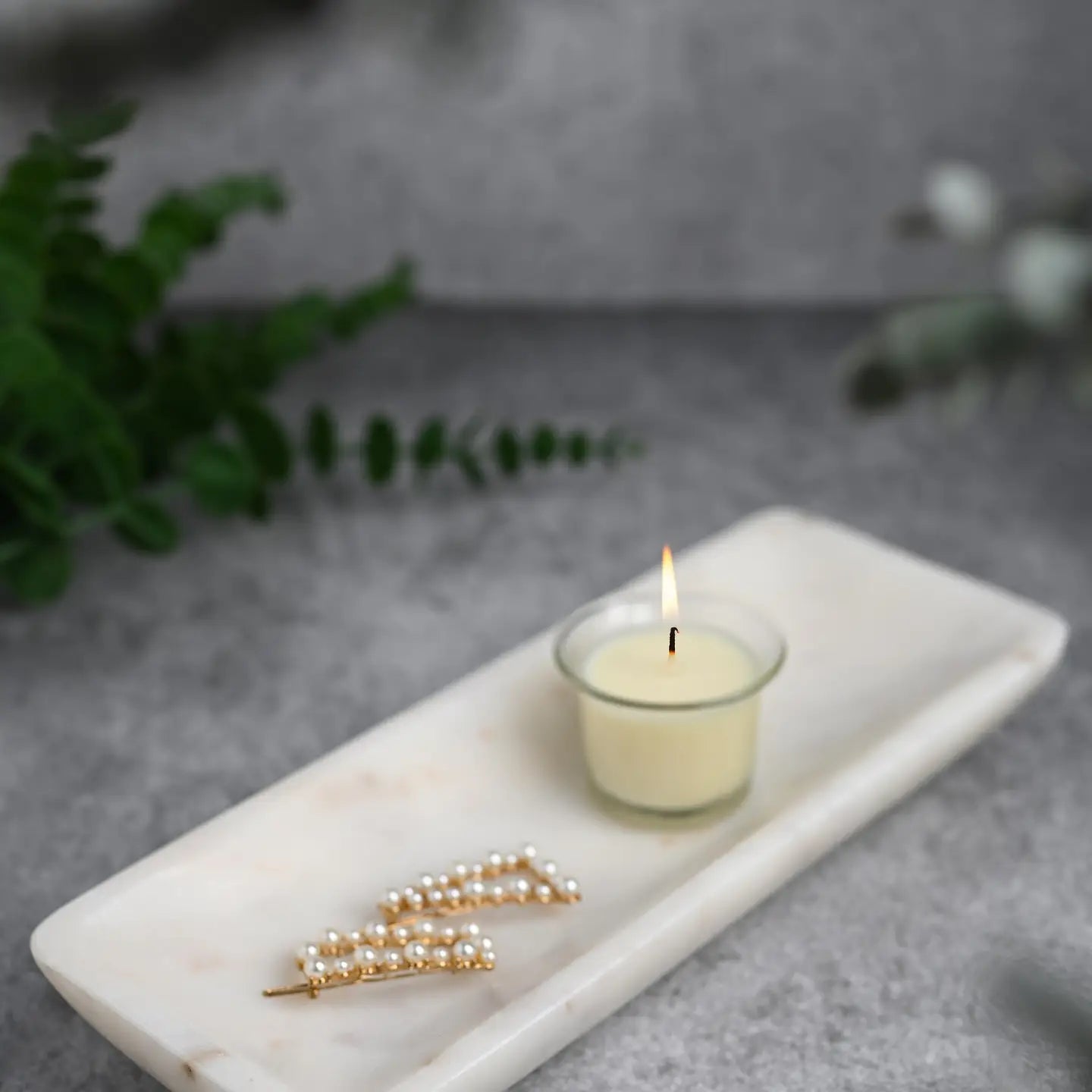Sm. White Marble Round Edged Tray